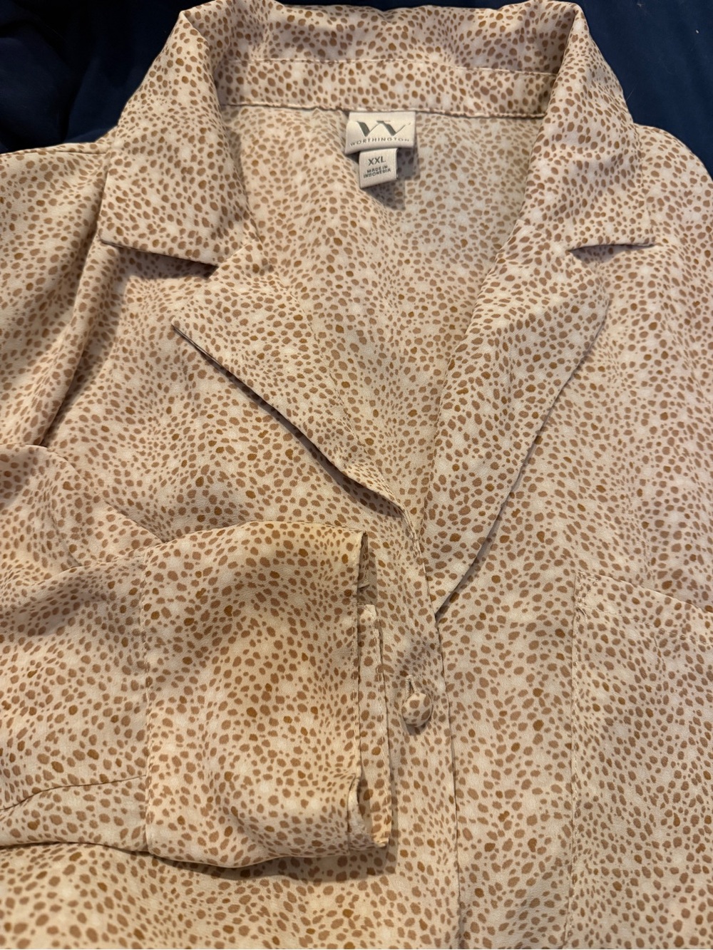 Worthington Tan and Cream Speckle Print Button-Front Shirt Blouse - Picture 3 of 8